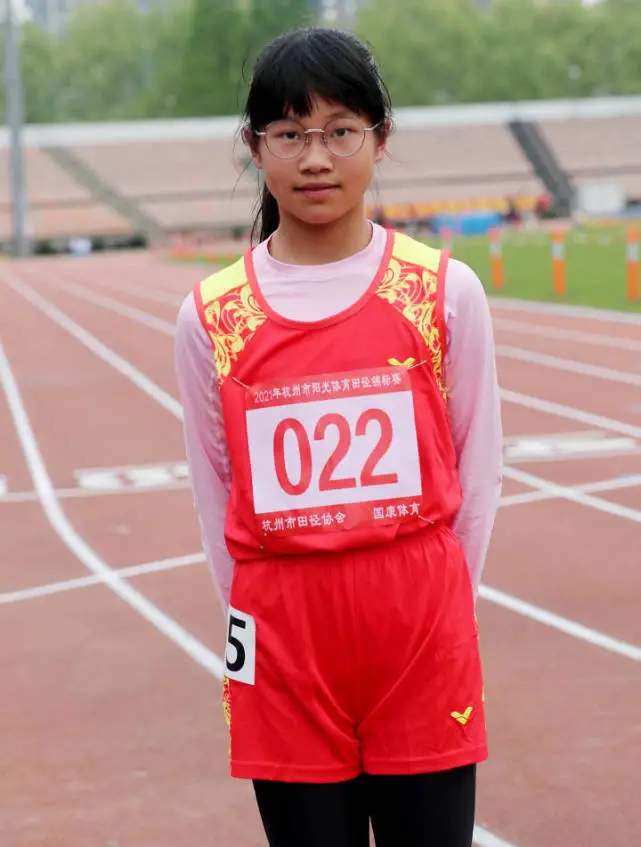 如何通过在线平台找到可靠的篮球辅导资源_1